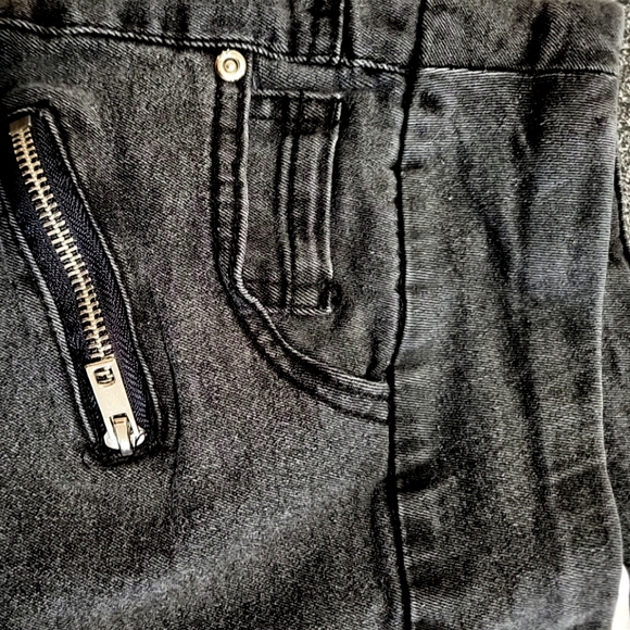 Cleo Women's Jeans Size 8 Pull-On Dark Wash Rough Cut Cuffs Ankle Glazers - Picture 9 of 13